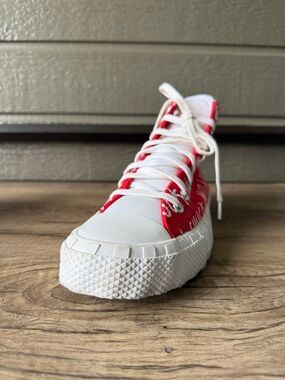 Converse UNT1TL3D Hi Unisex Red & White High-Top Canvas Sneakers size 10.5
